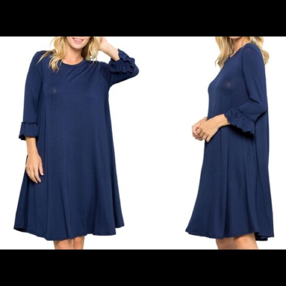 NWOT Navy Ruffled Sleeve Dress with pockets